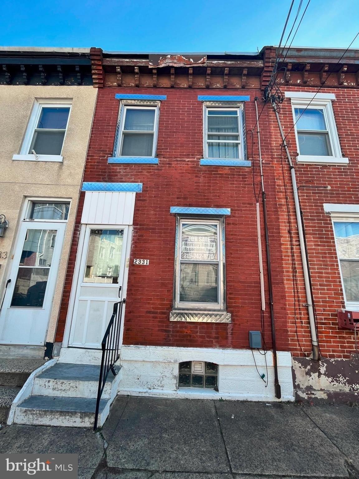 Almond St, Philadelphia, PA 19125