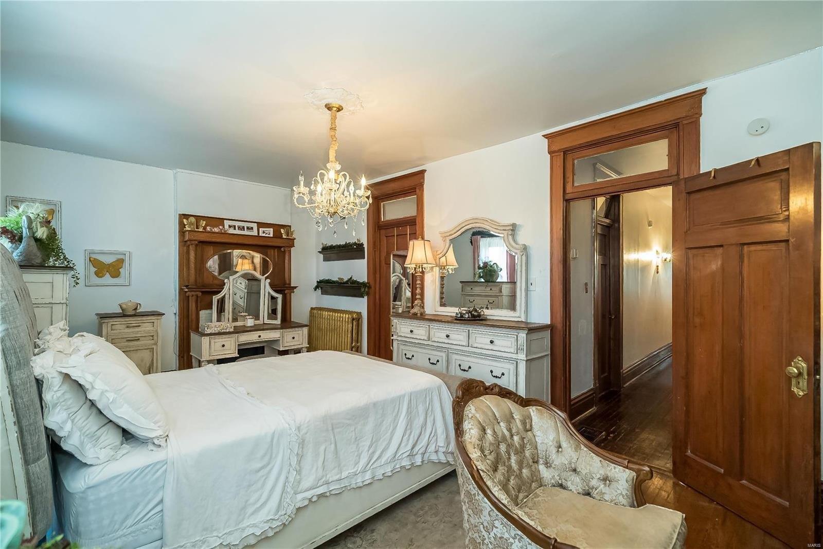 Washington Blvd, Saint Louis, MO 63108