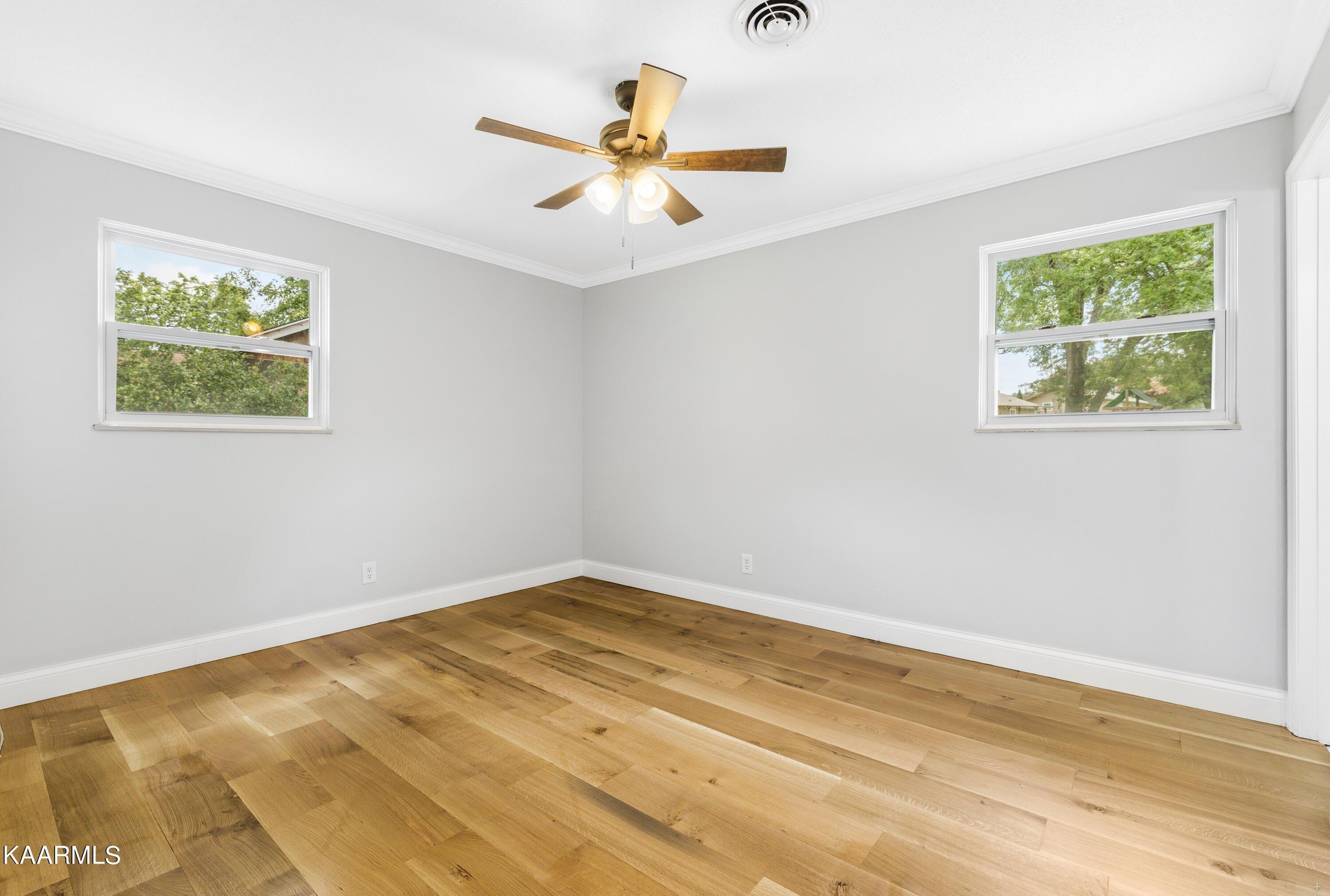 Robinson Rd, Knoxville, TN 37923