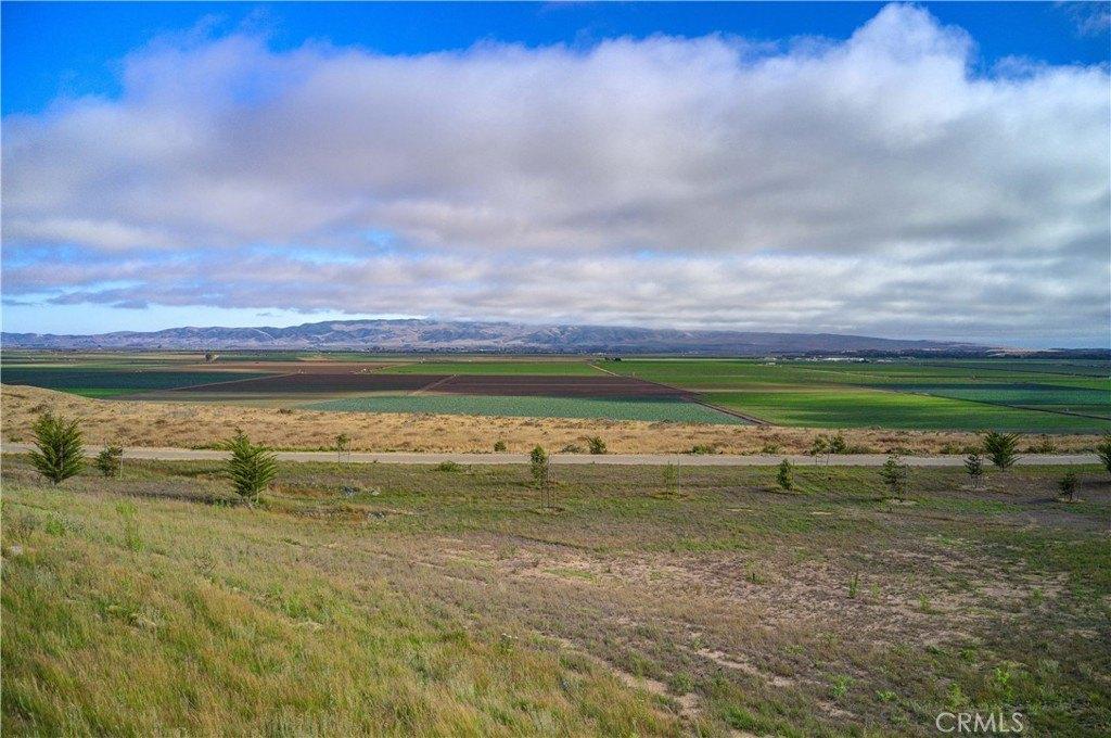 Silvia Ln, Nipomo, CA 93444
