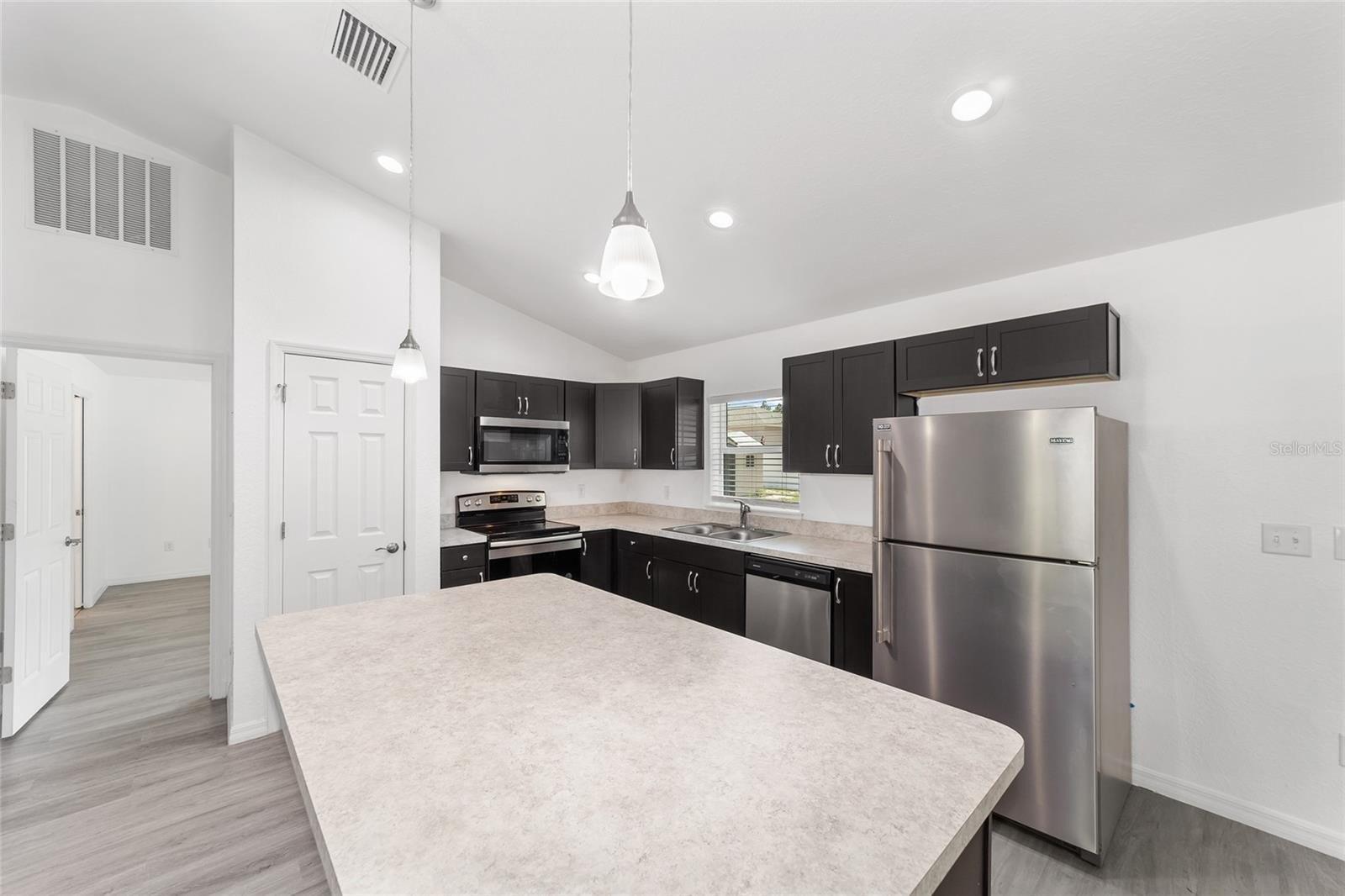Locust Pass Loop, Ocala, FL 34472