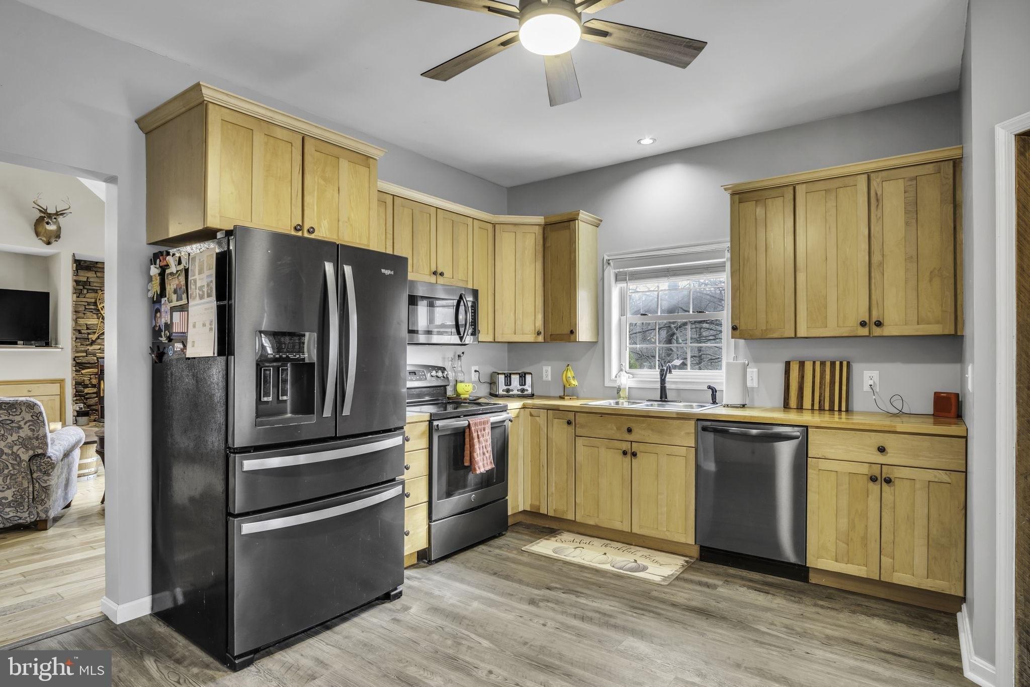 Woodburne Rd, Lewisberry, PA 17339