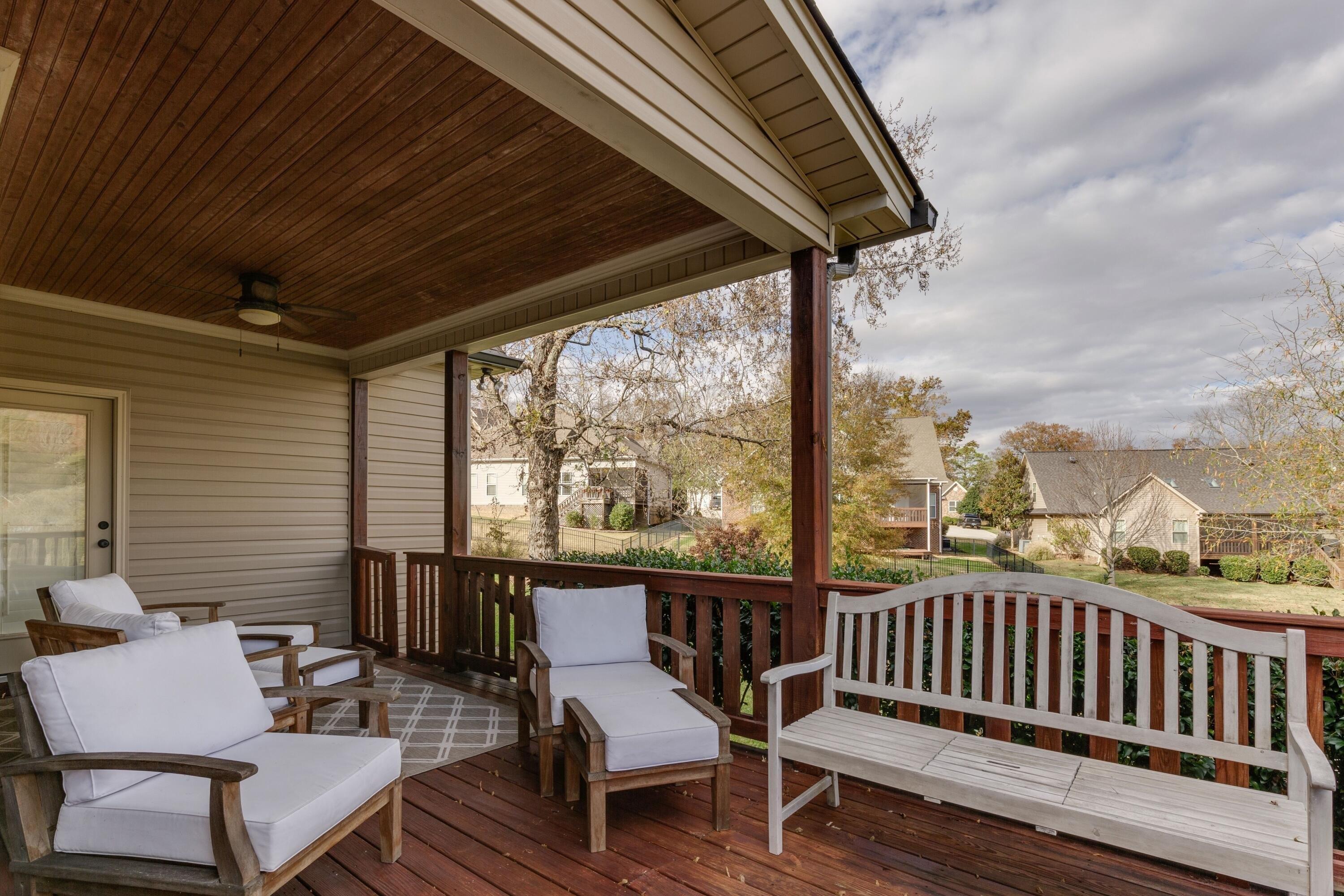 Willow Lake Cir, Chattanooga, TN 37419