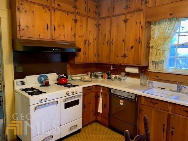 Tilney Ave, Griffin, GA 30224