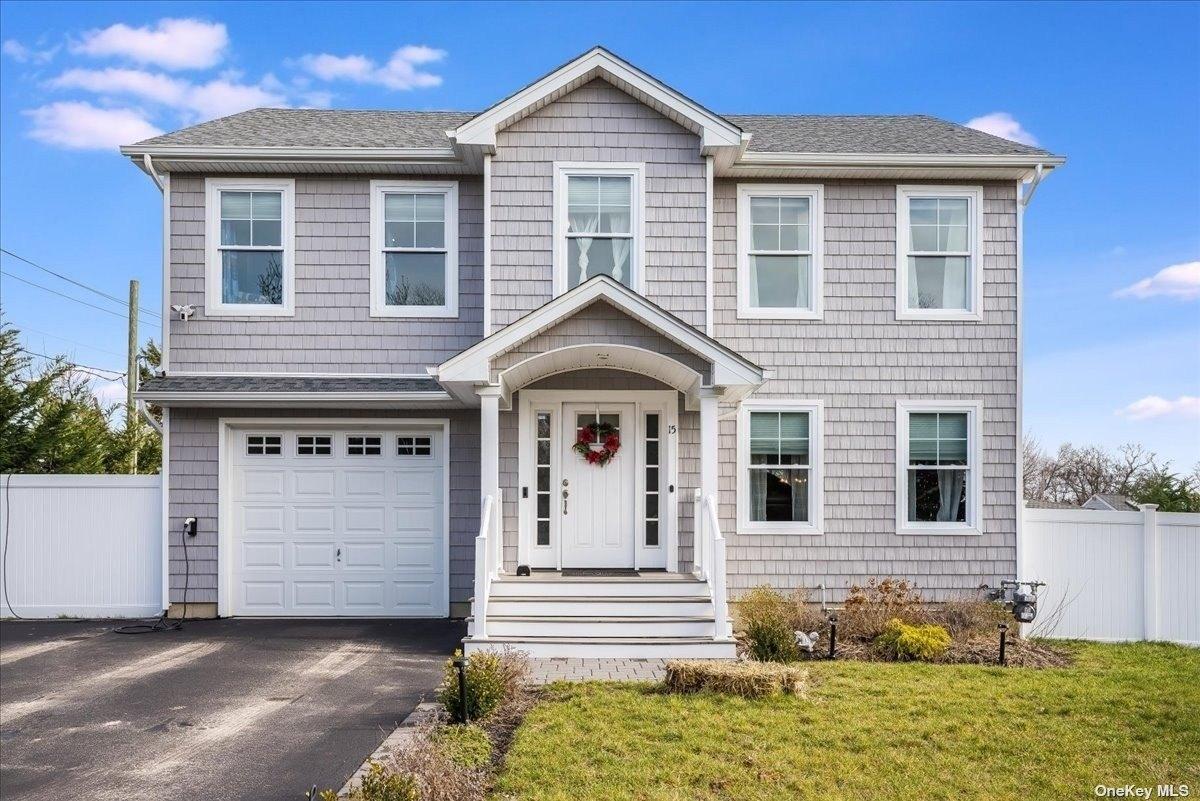 Comet Pl, Patchogue, NY 11772