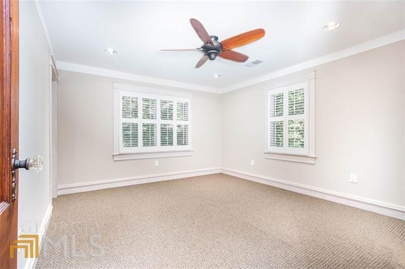 Lakeview Rd, Grayson, GA 30017