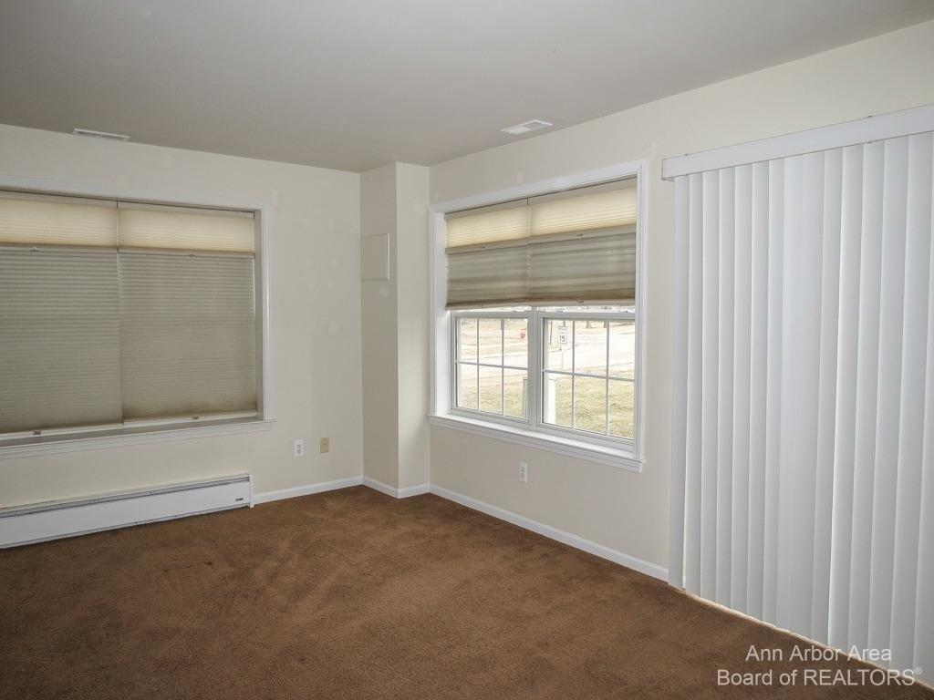 Barclay Way, Ann Arbor, MI 48105