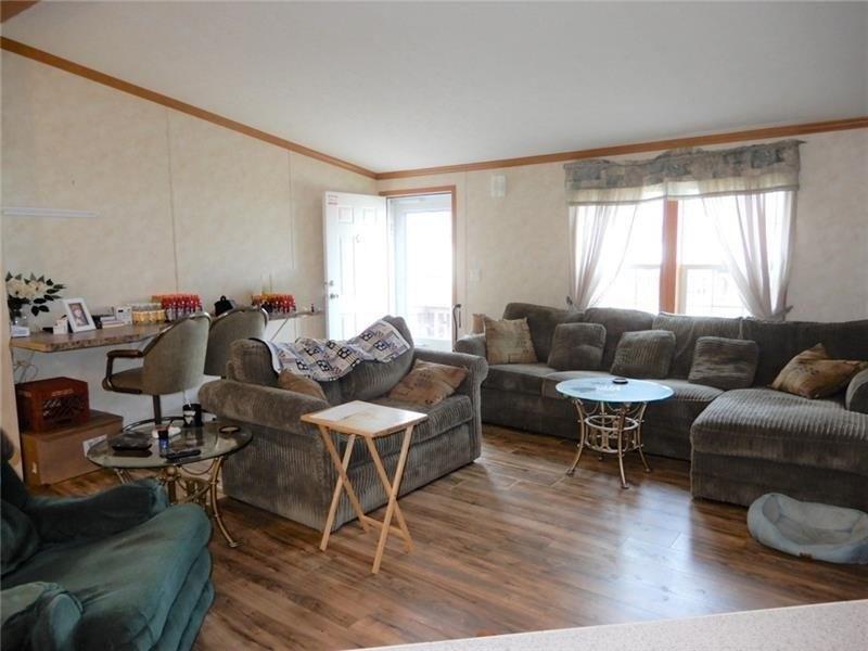 Parkvue Dr, Finleyville, PA 15332