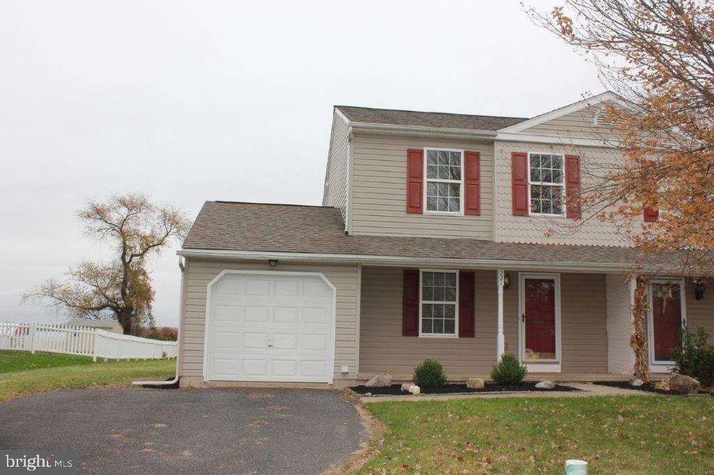 Pennwood Dr, Richlandtown, PA 18955
