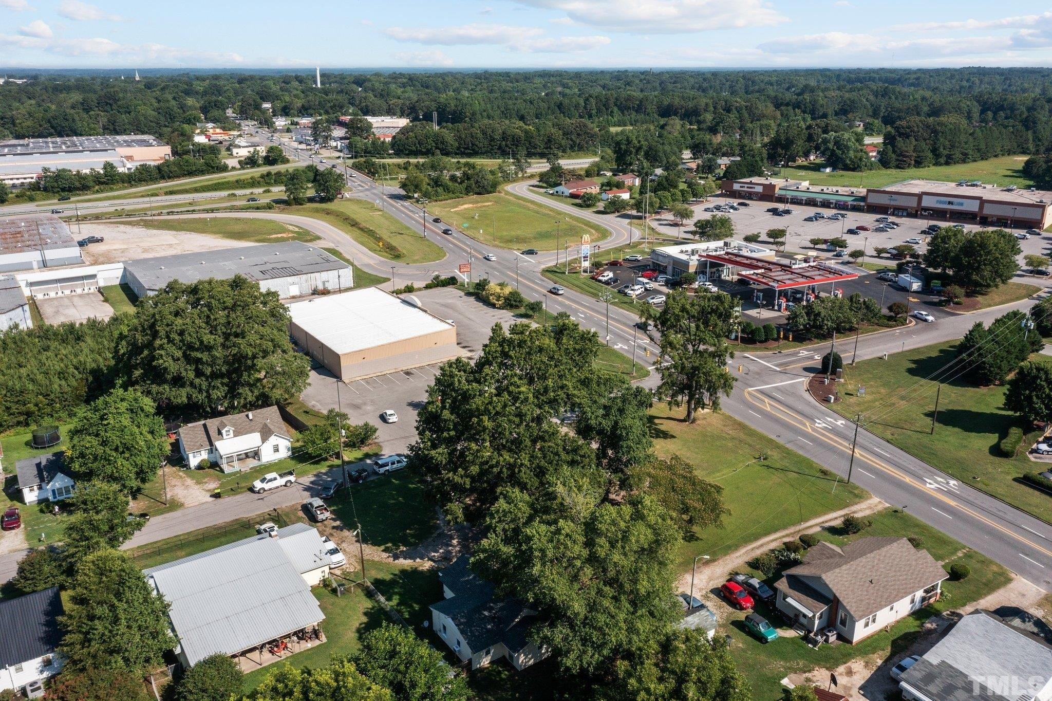 Orville St, Henderson, NC 27536