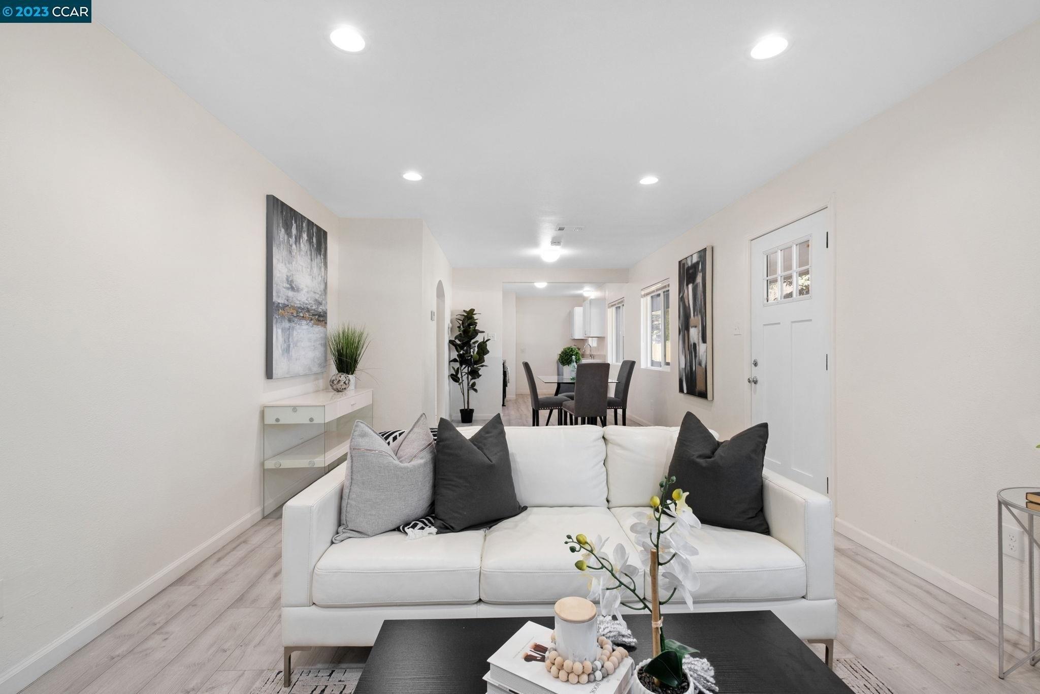 H St, Martinez, CA 94553