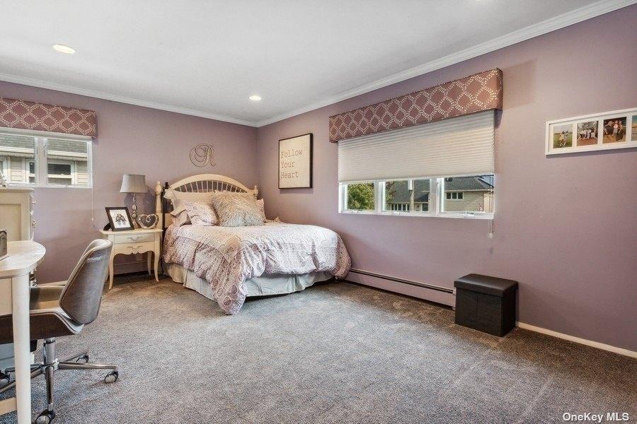 E Lexington Ave, Oceanside, NY 11572