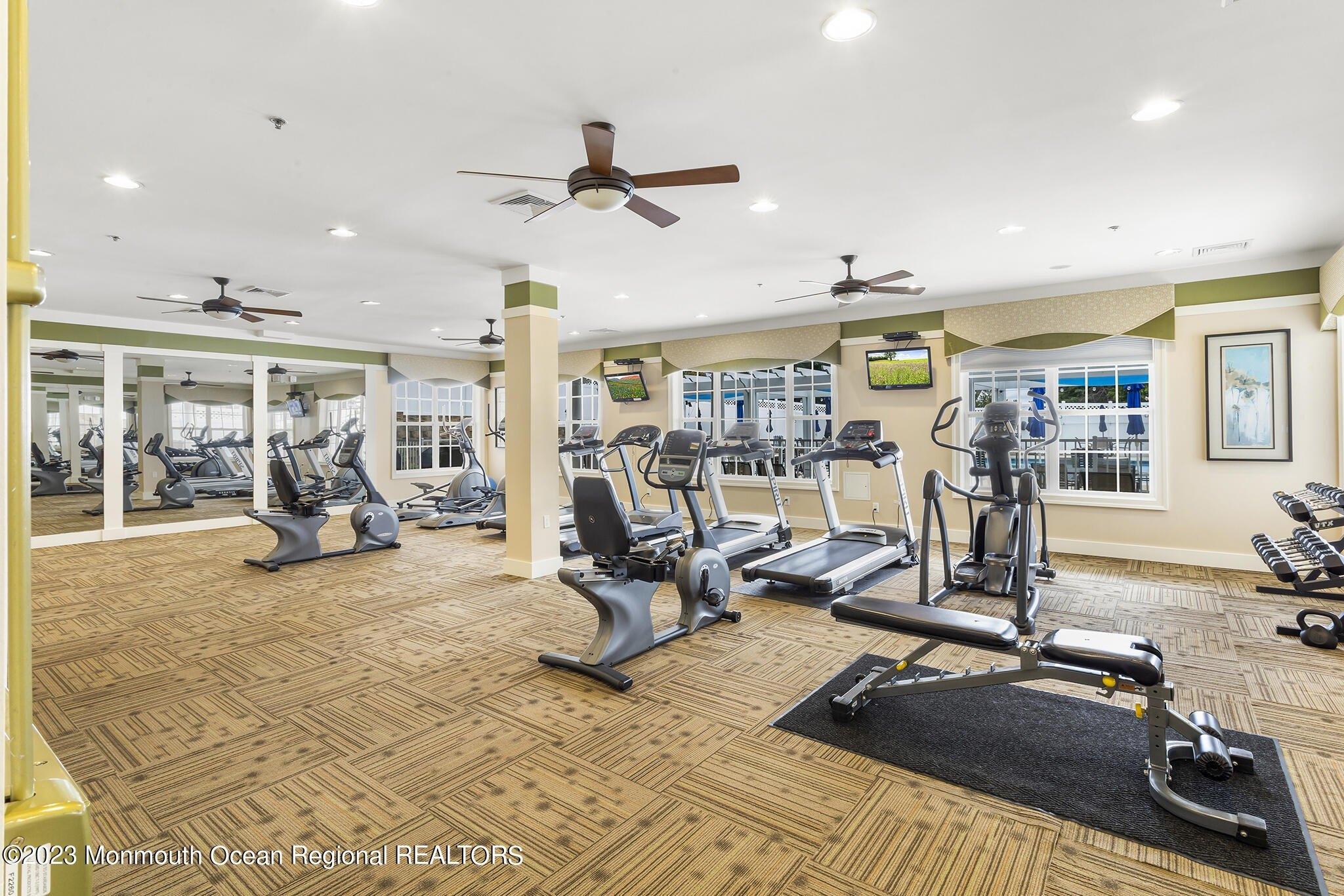 Regency Ct, Morganville, NJ 07751