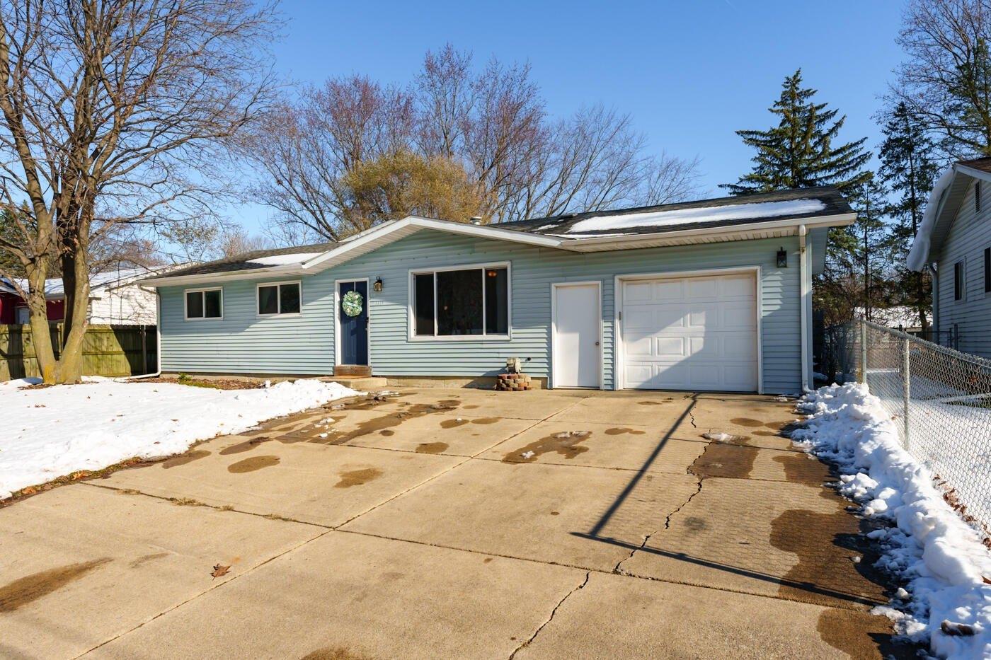S Sprinkle Rd, Portage, MI 49002