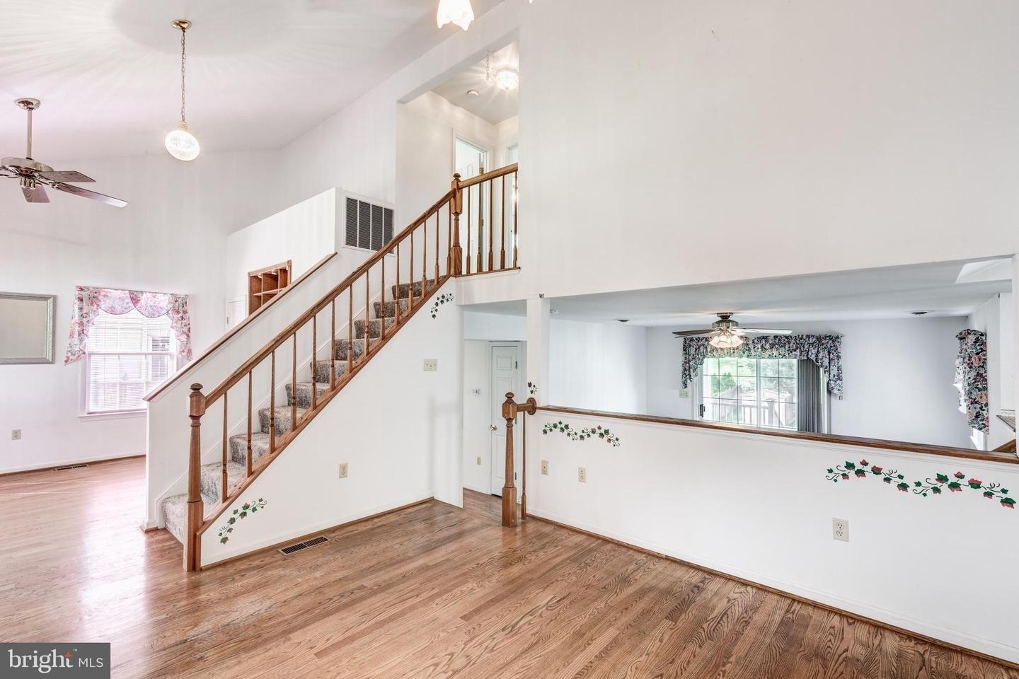 Ridge Ave, Taneytown, MD 21787
