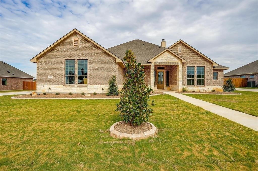 Trail Dust Dr, Godley, TX 76044