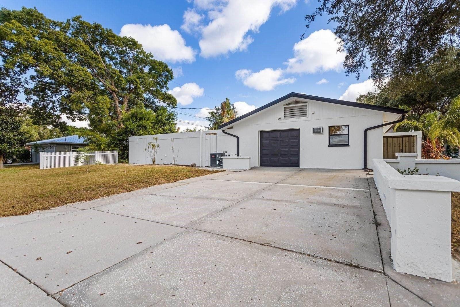 Rose St, Sarasota, FL 34239