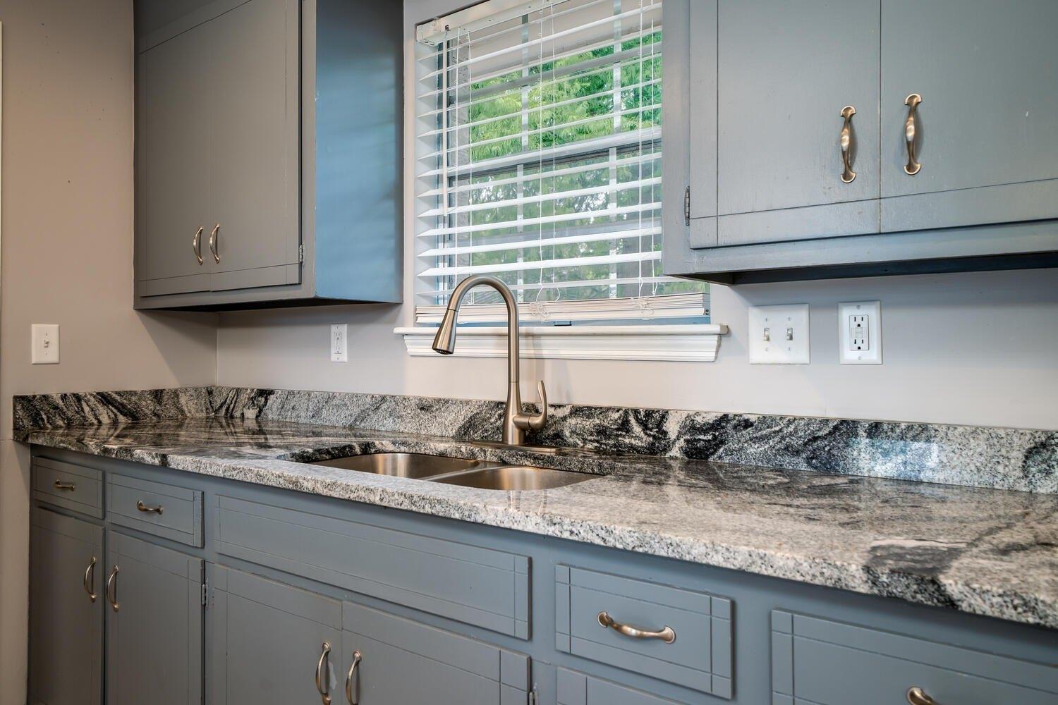 Center St, Mount Pleasant, SC 29464