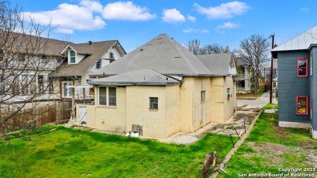 E Park Ave, San Antonio, TX 78212