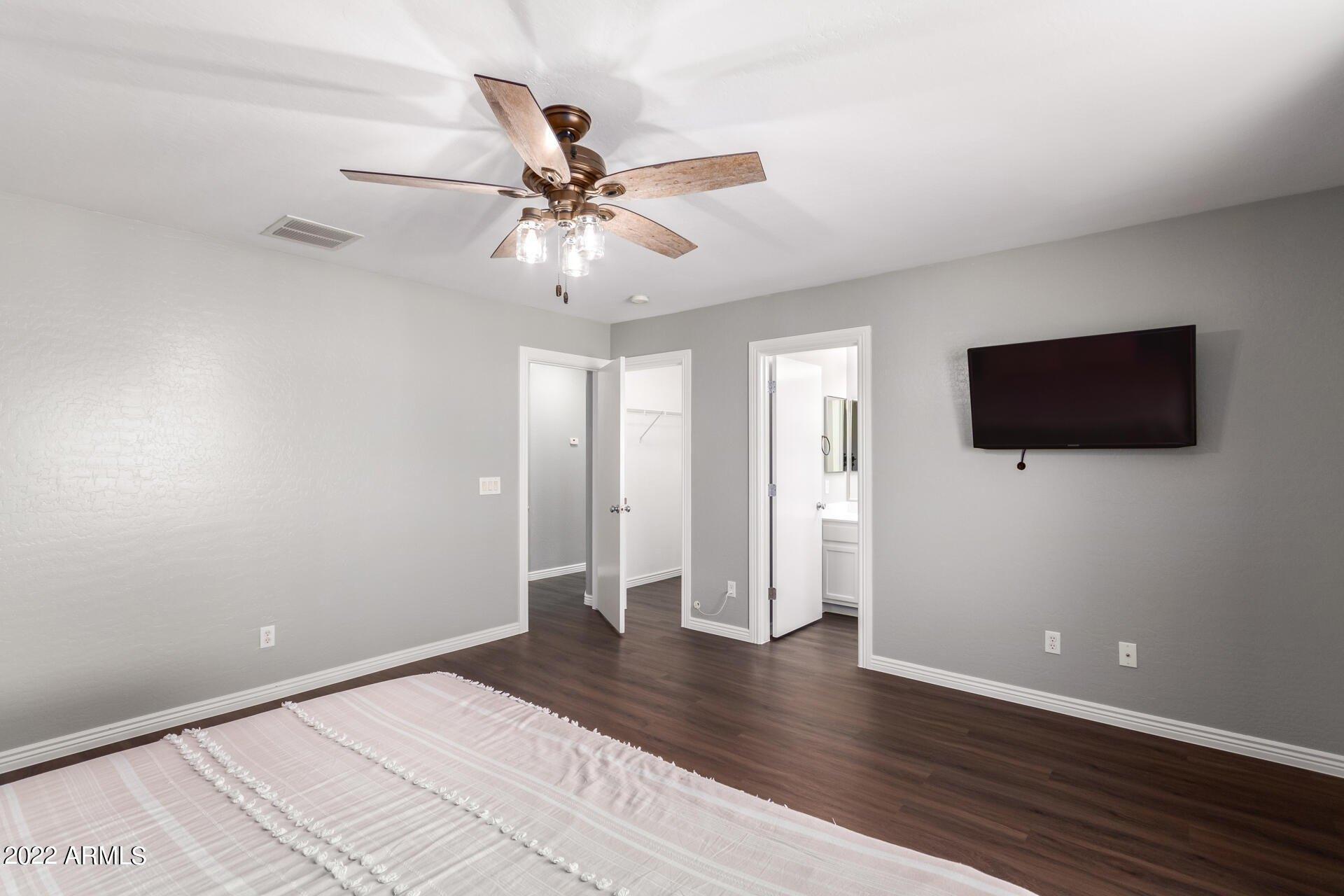 W Oglesby Ave, Youngtown, AZ 85363