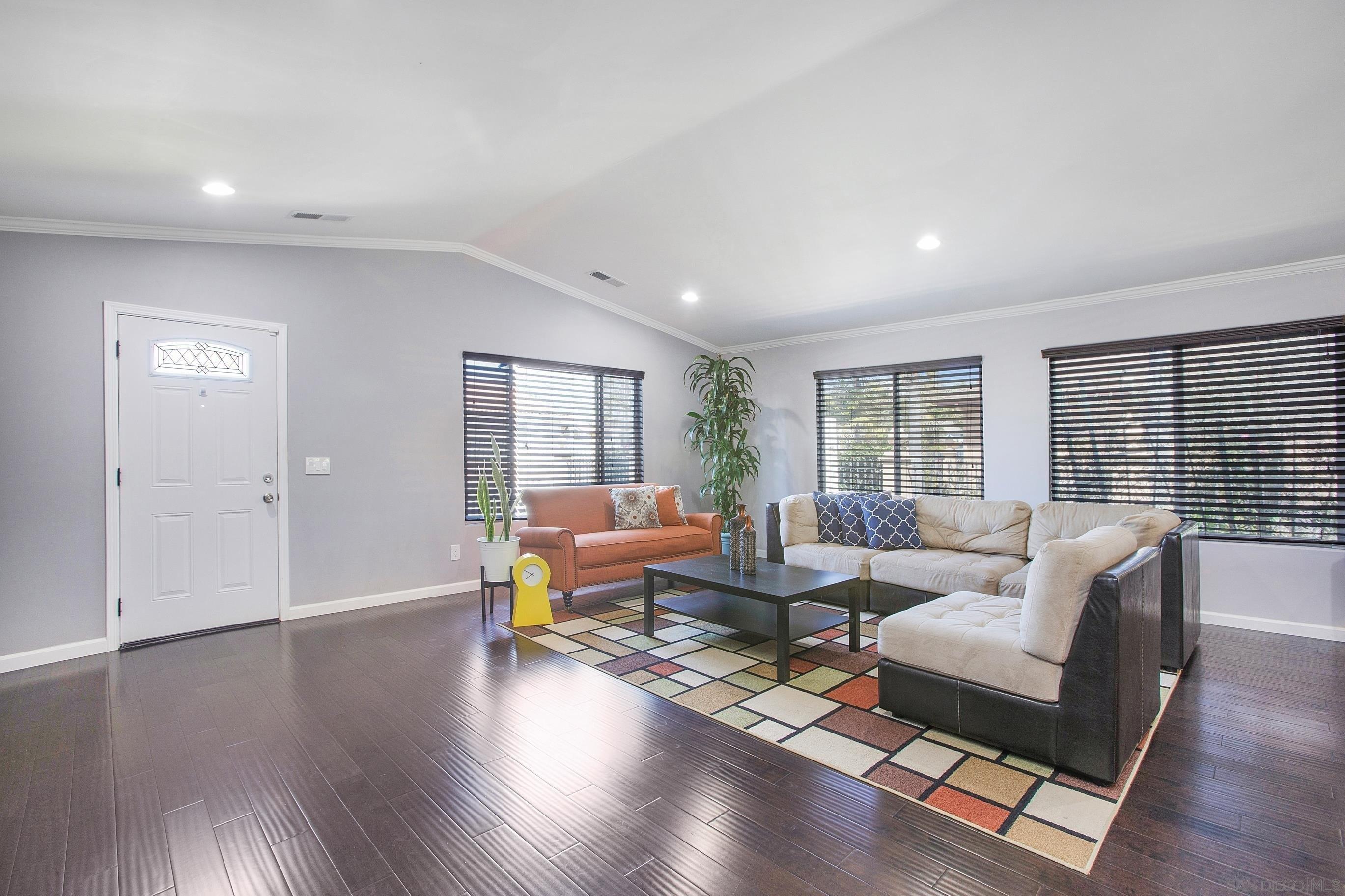 Calliandra Rd, San Diego, CA 92126