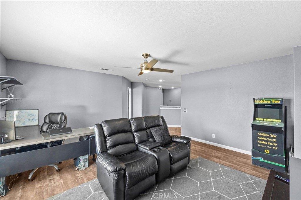 Daisy Dr, Corona, CA 92883