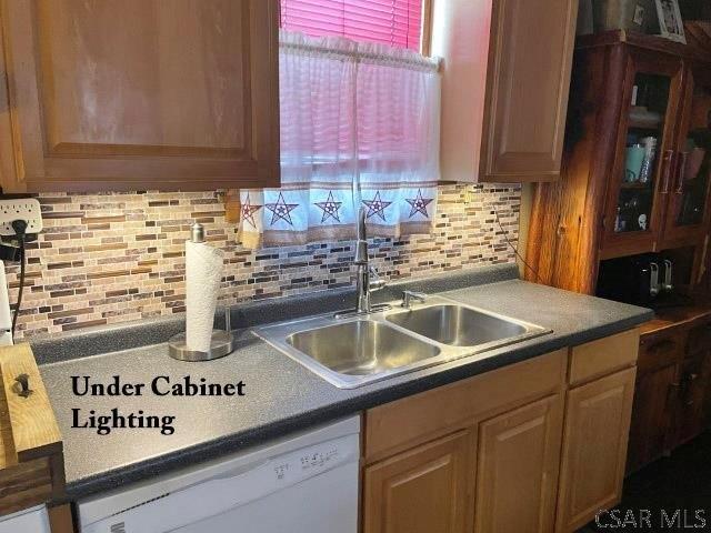 Corinne Ave, Johnstown, PA 15906