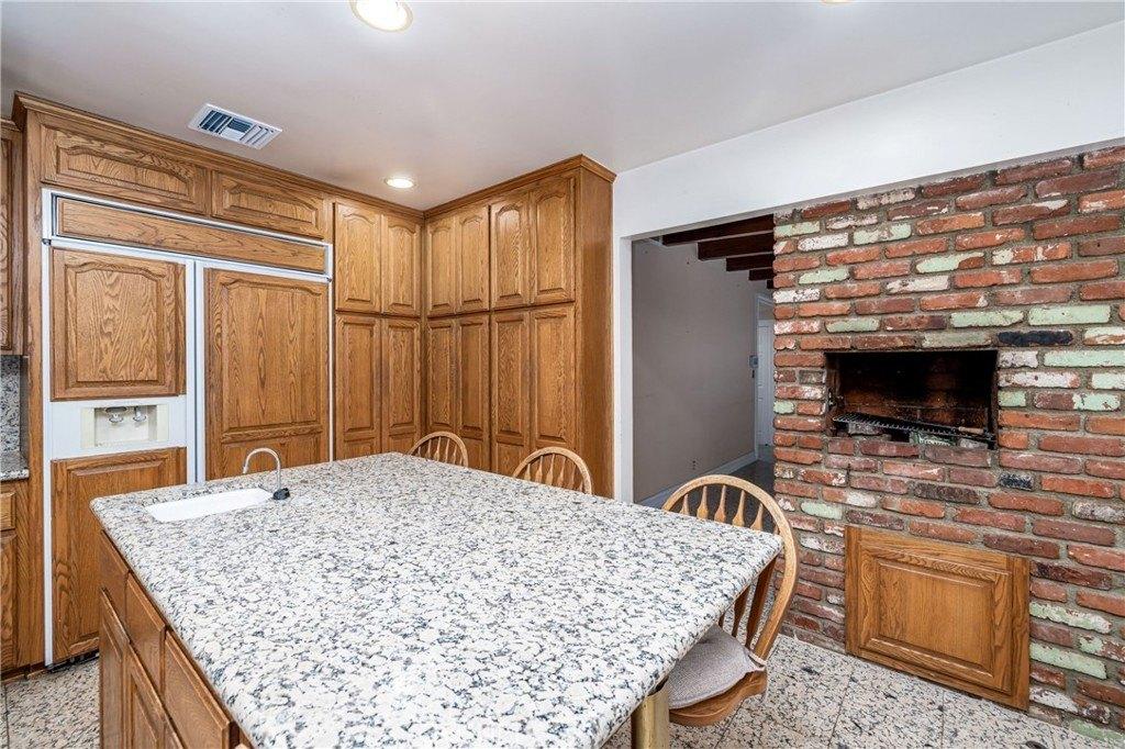 Forbes Ave, Northridge, CA 91343