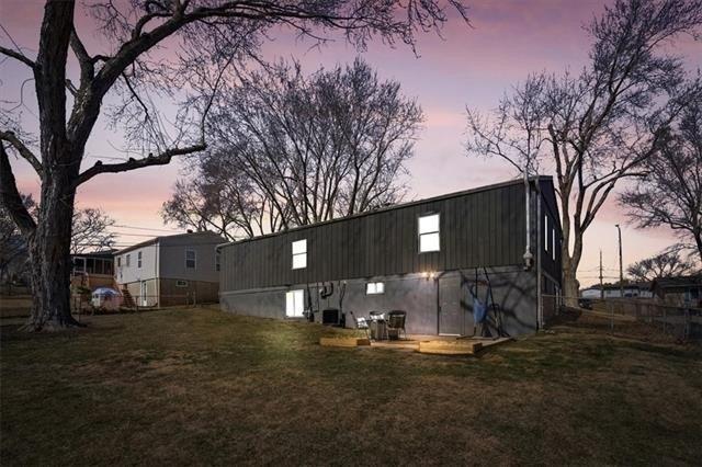 Tauromee Ave, Kansas City, KS 66112