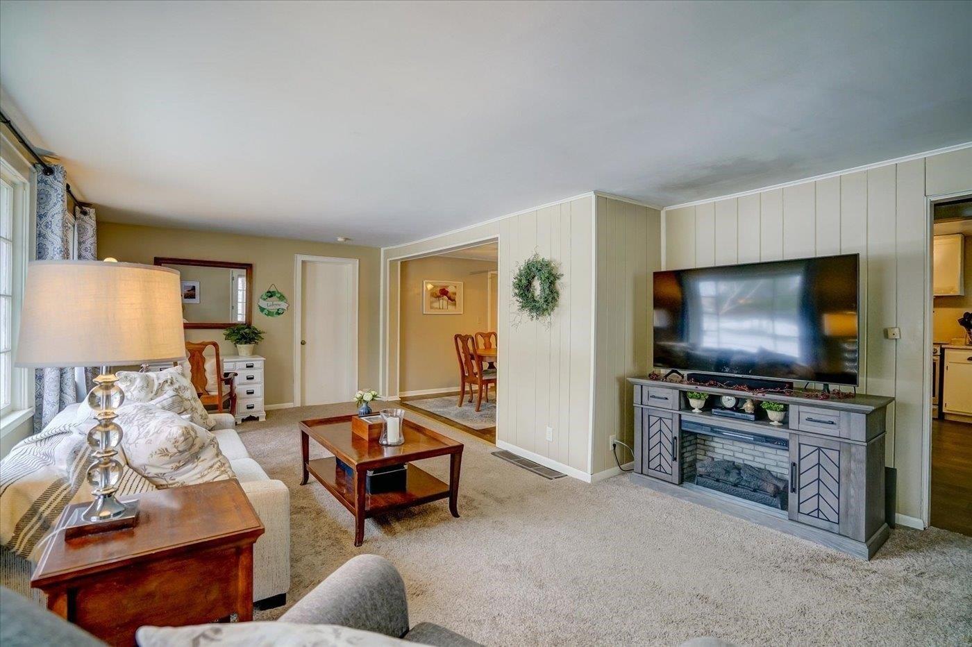 5th St, Baraboo, WI 53913