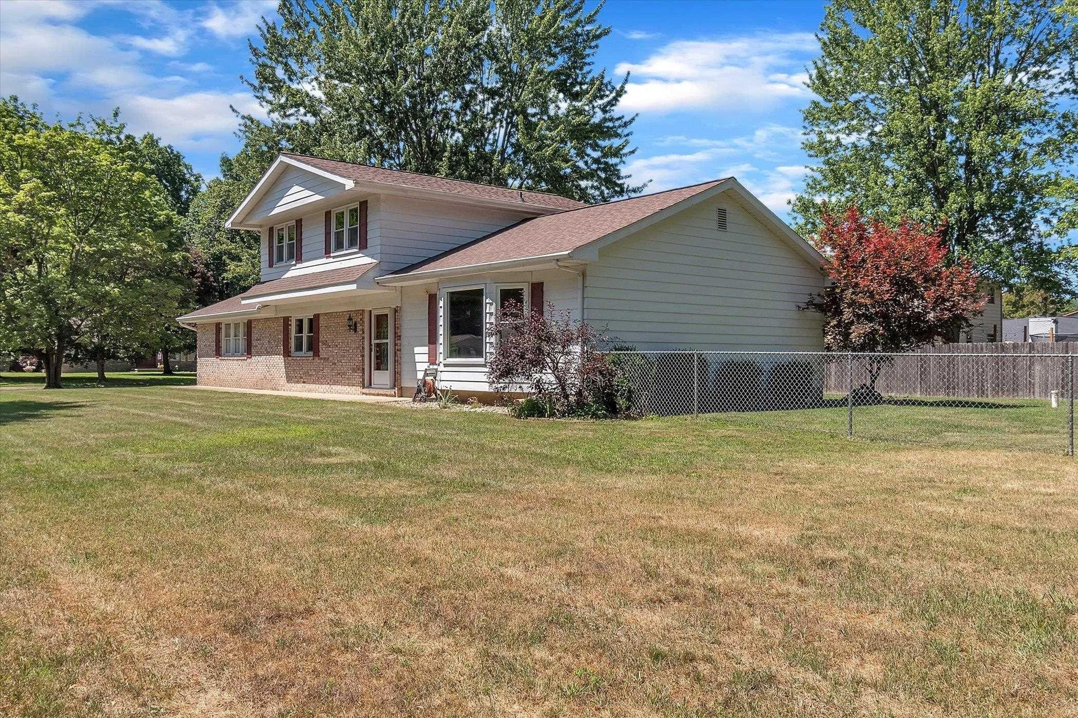 Barker Dr, Clio, MI 48420
