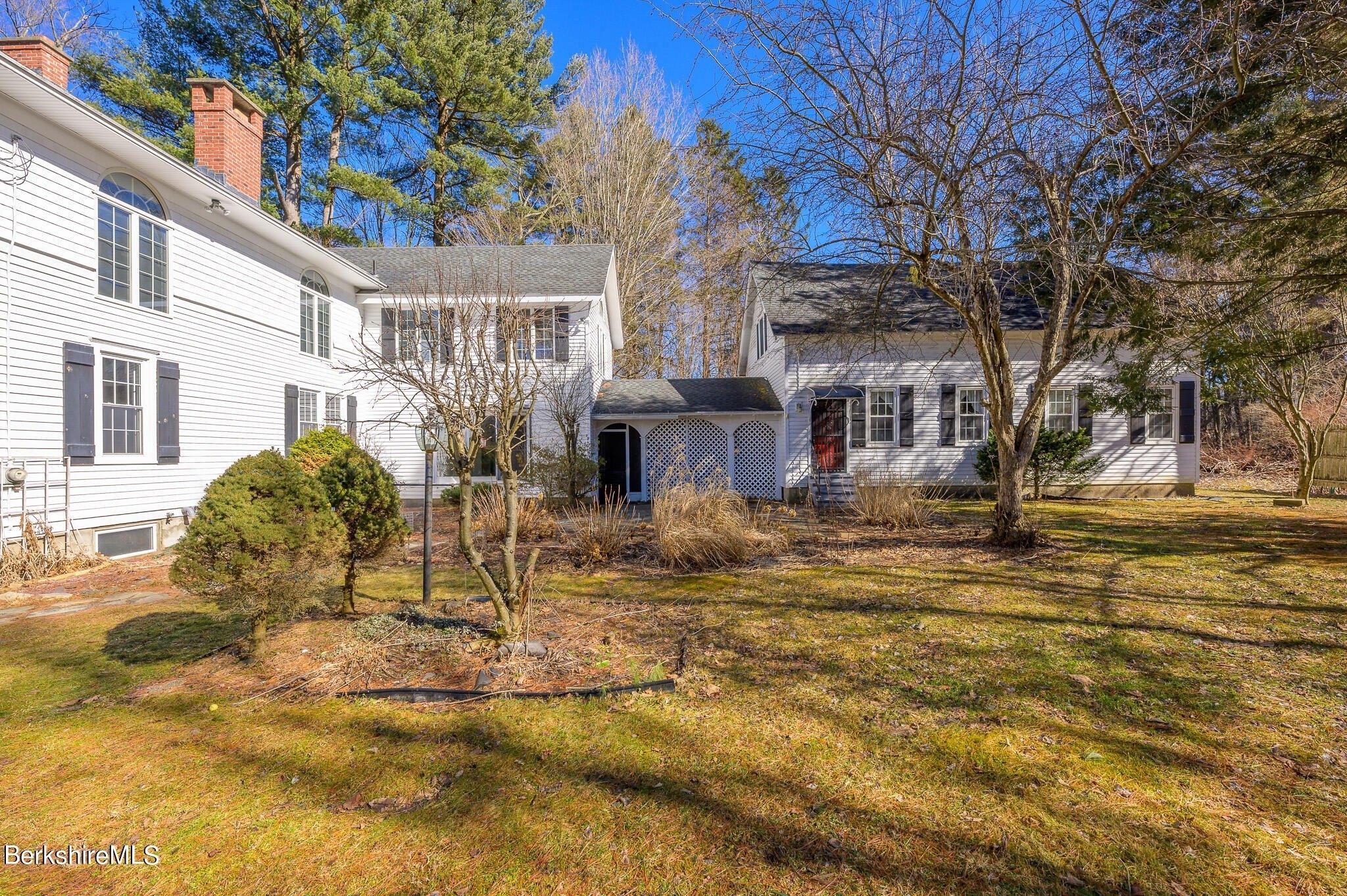 Eaton Ln, Pittsfield, MA 01201