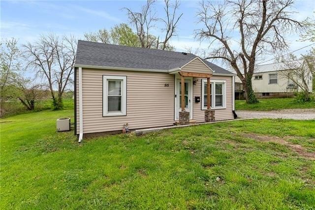 Cunningham St, Richmond, MO 64085