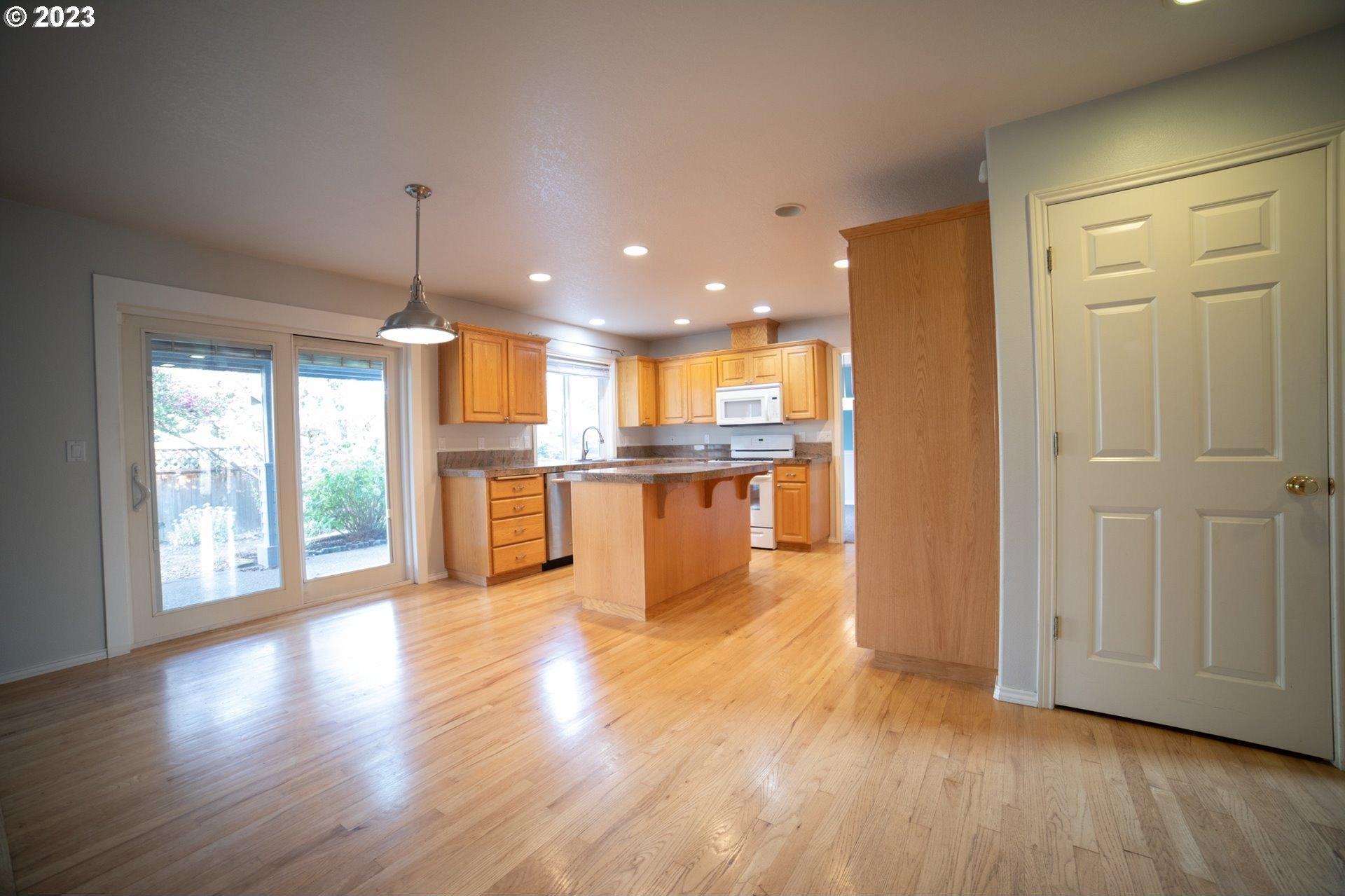 Salmonberry Dr, Oregon City, OR 97045