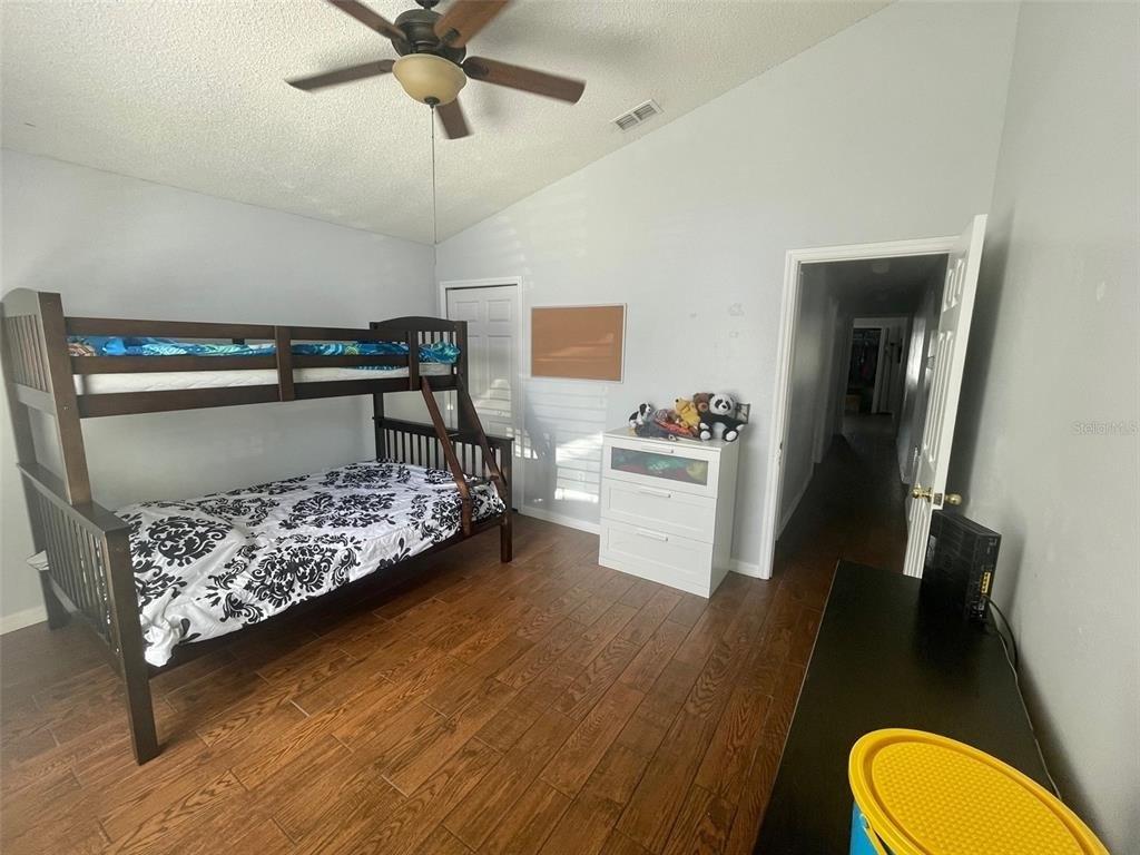 Belmar Dr, Orlando, FL 32807