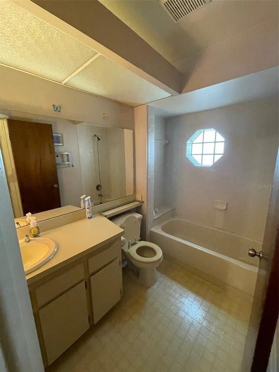 Fawn Ridge Blvd, Tampa, FL 33626