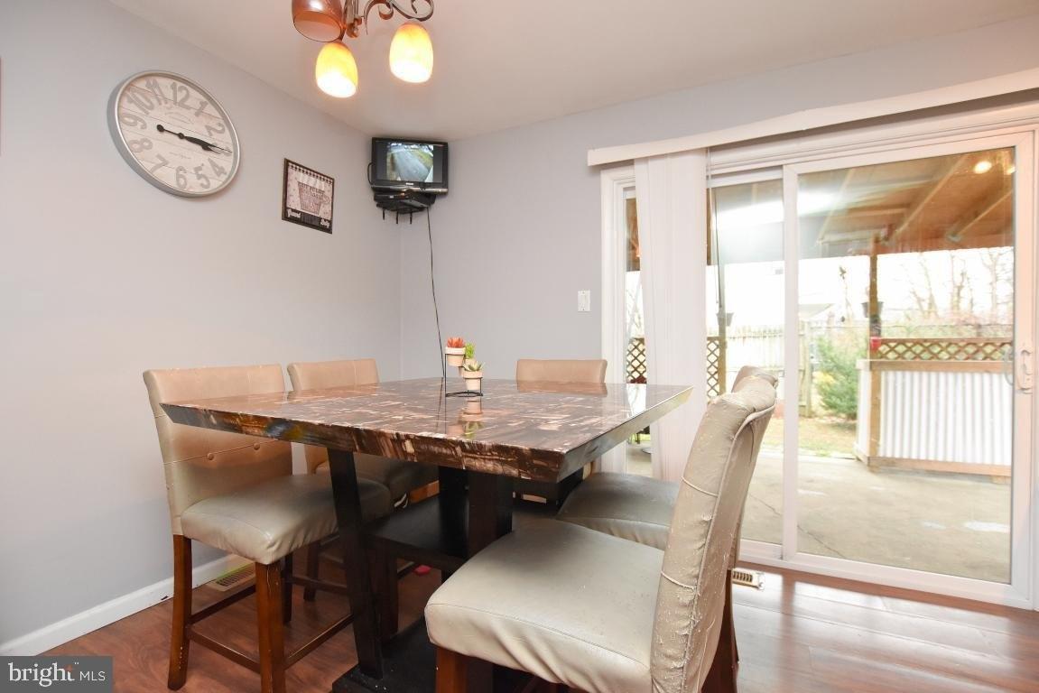 Eastmont Ln, Sicklerville, NJ 08081