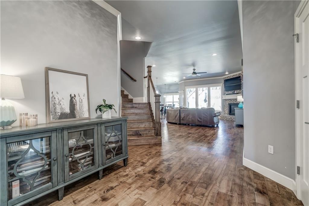 W Waterloo Ct, Edmond, OK 73025