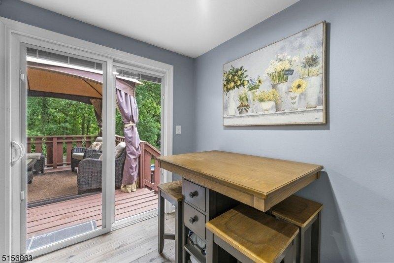 Glenview Dr, West Orange, NJ 07052