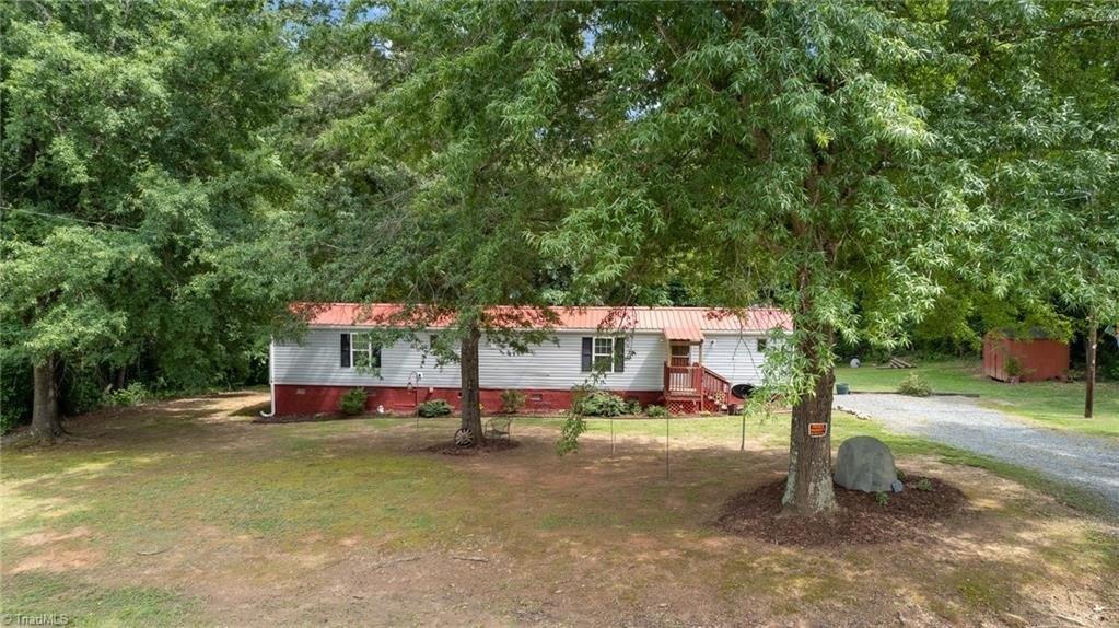 Grooms Rd, Reidsville, NC 27320