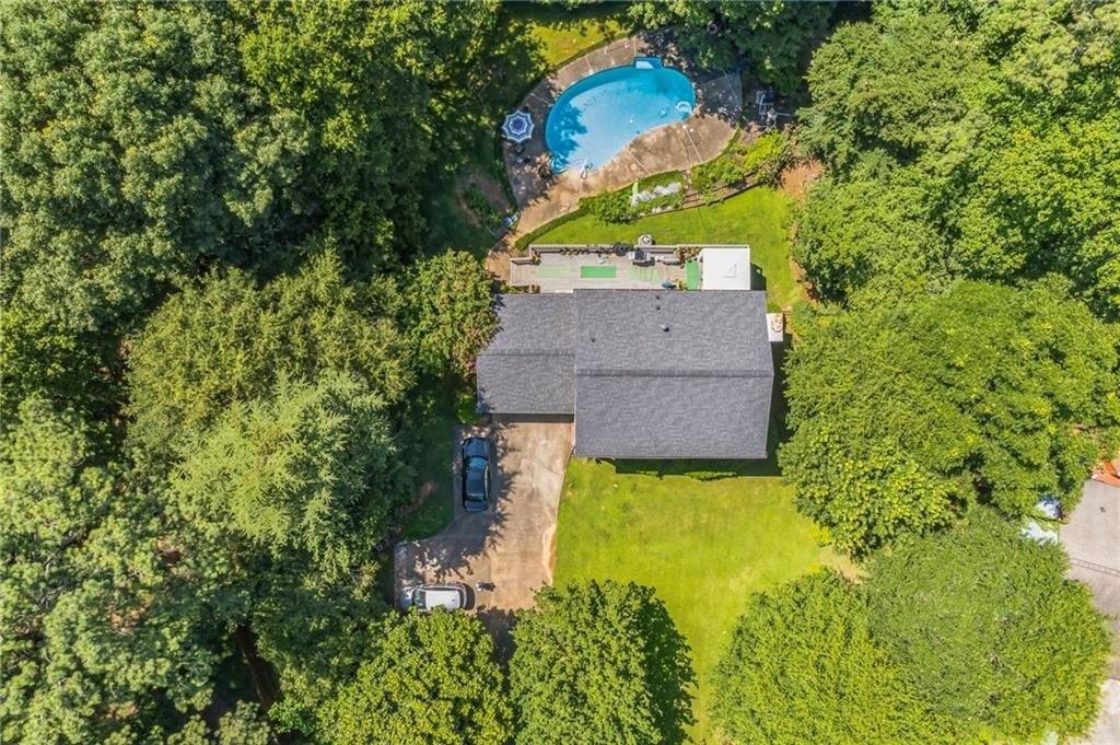 Canton Hills Dr, Marietta, GA 30062