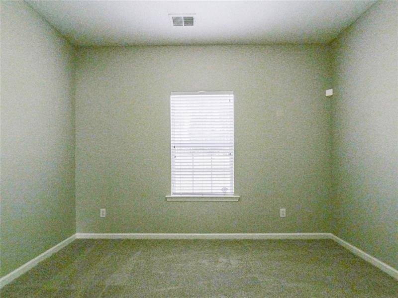 Polar Fox Ct, Riverdale, GA 30296