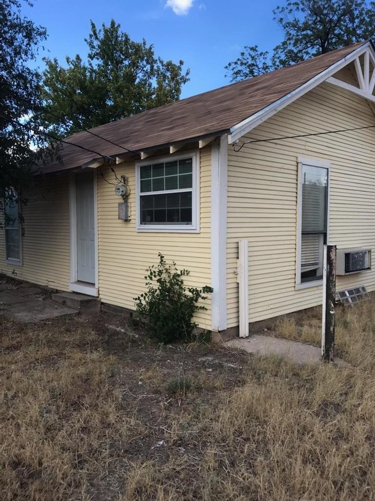 Runnels St, Big Spring, TX 79720