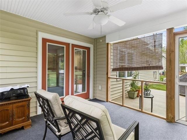 Gamblers Cove Ln, Chester, VA 23836