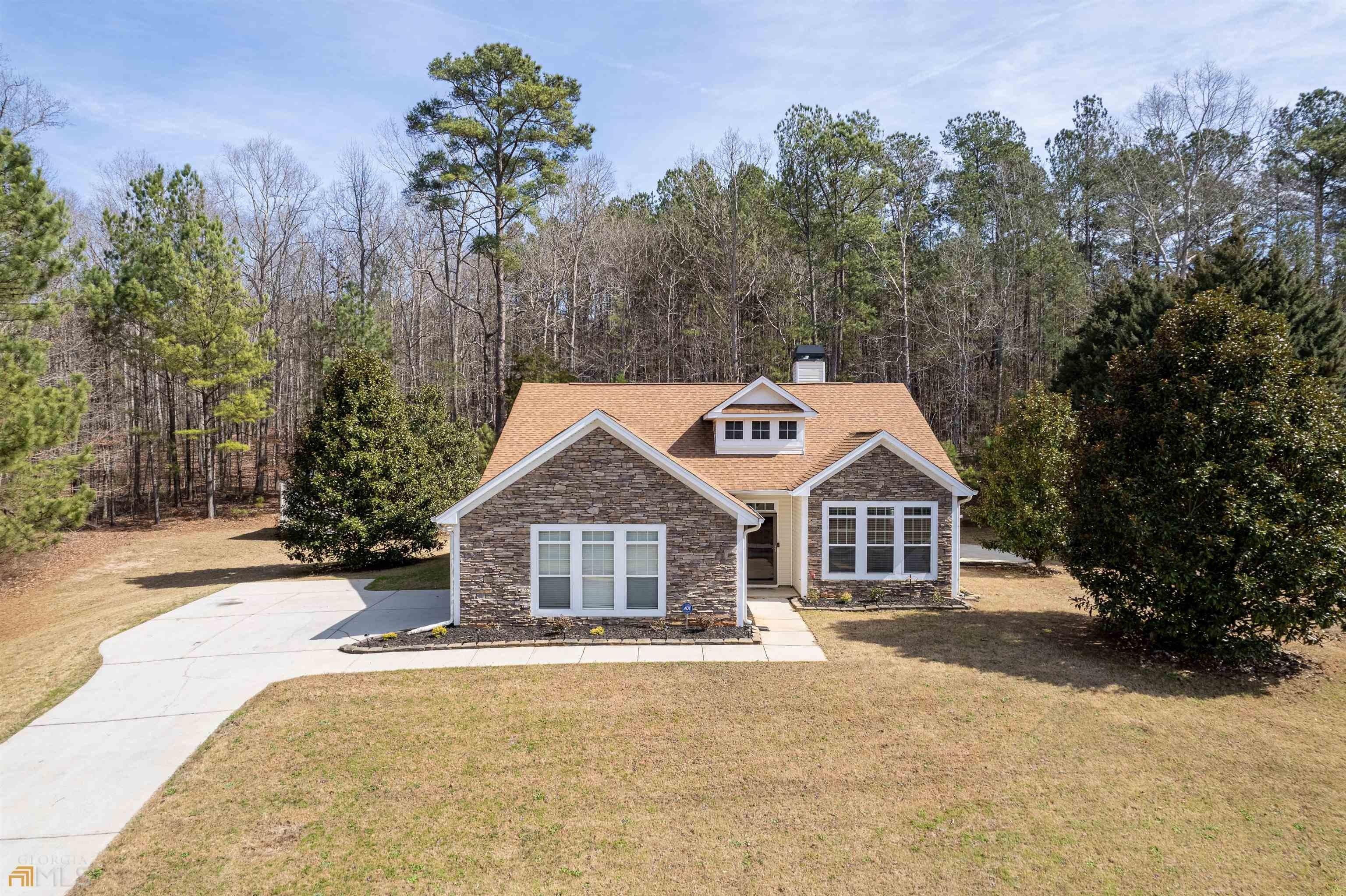 Meadowbrook Ln, Grantville, GA 30220