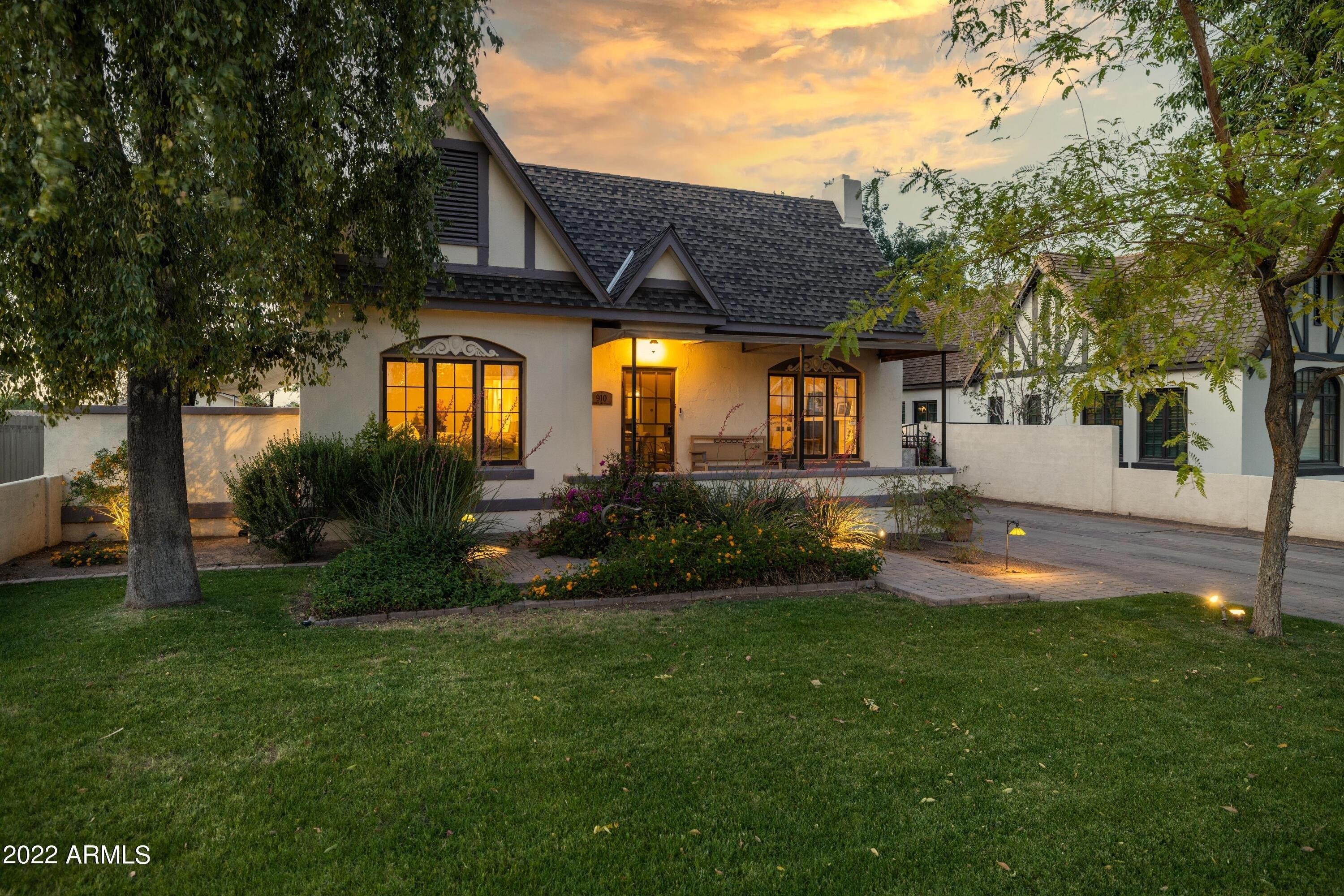 W Portland St, Phoenix, AZ 85007