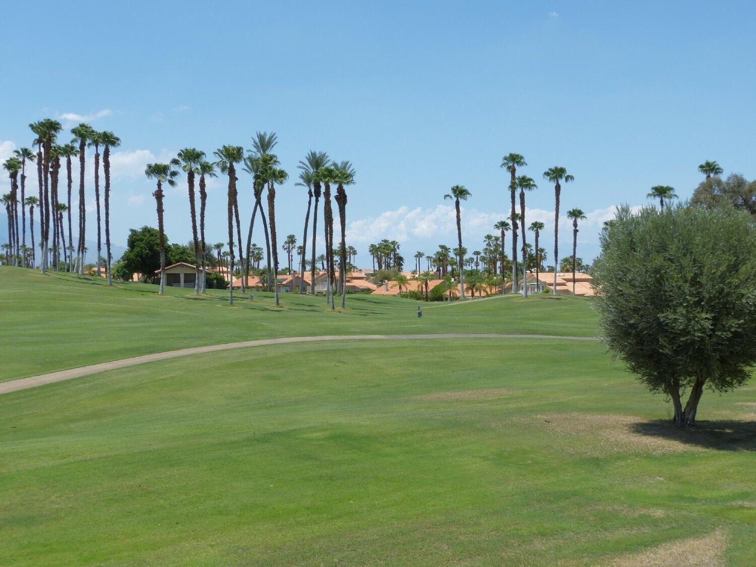 Vista Royale Cir W, Palm Desert, CA 92211