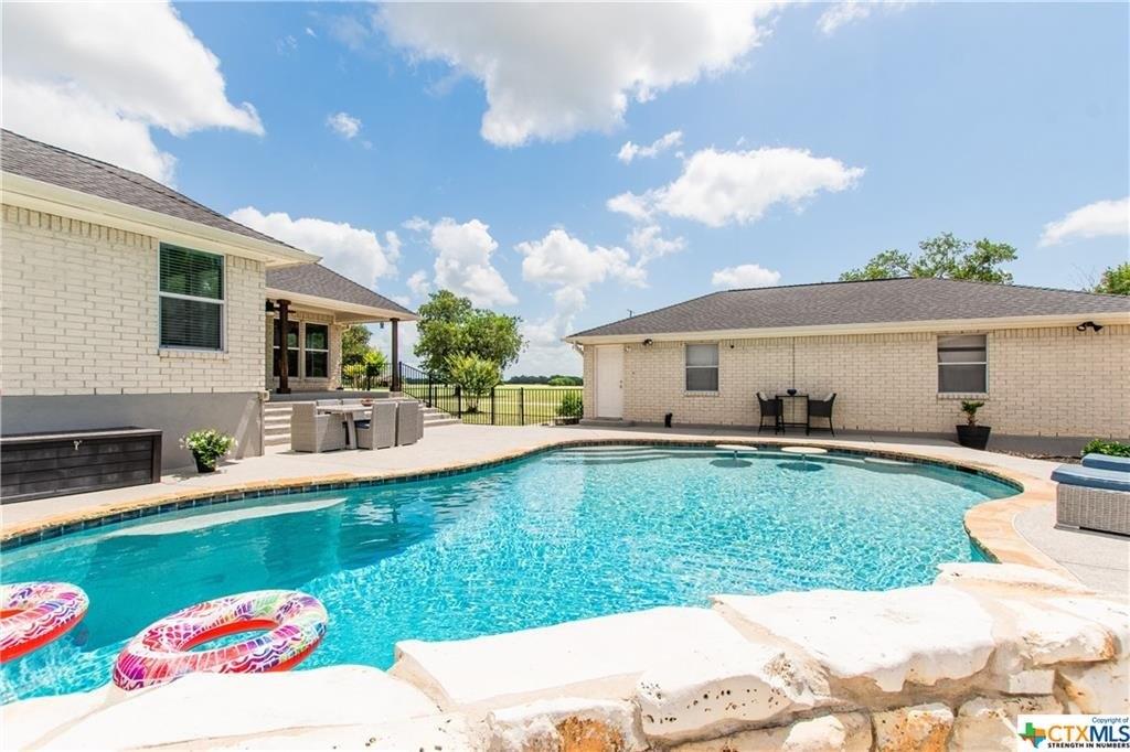 Brushy Creek Trl, Hutto, TX 78634