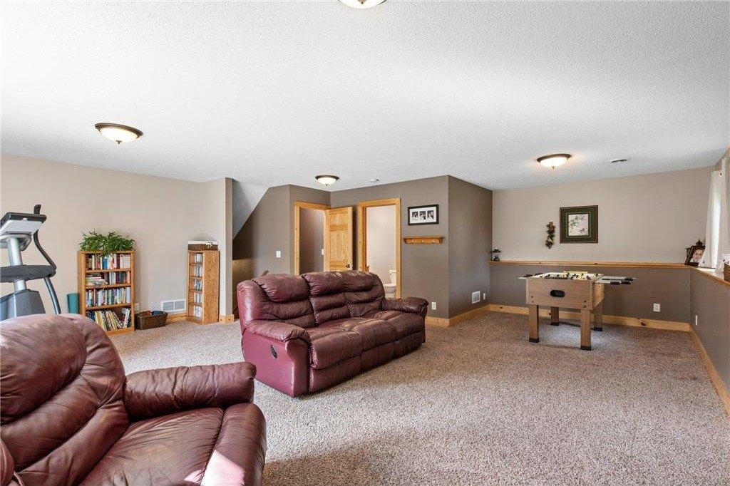 Bridgewater Blvd S, Cambridge, MN 55008