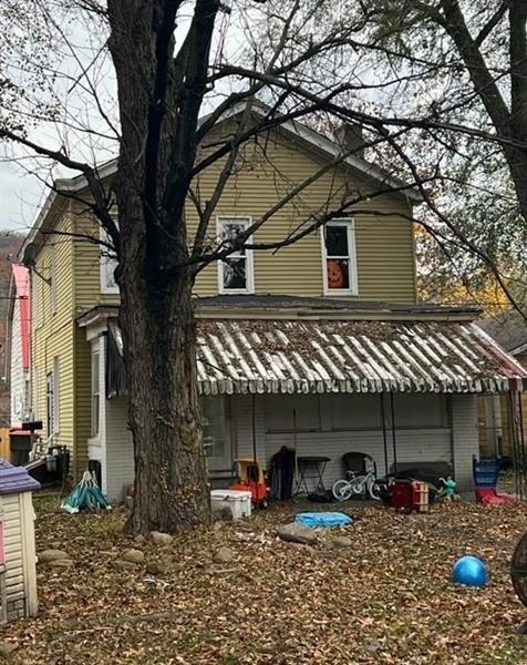 7th Ave, Beaver Falls, PA 15010